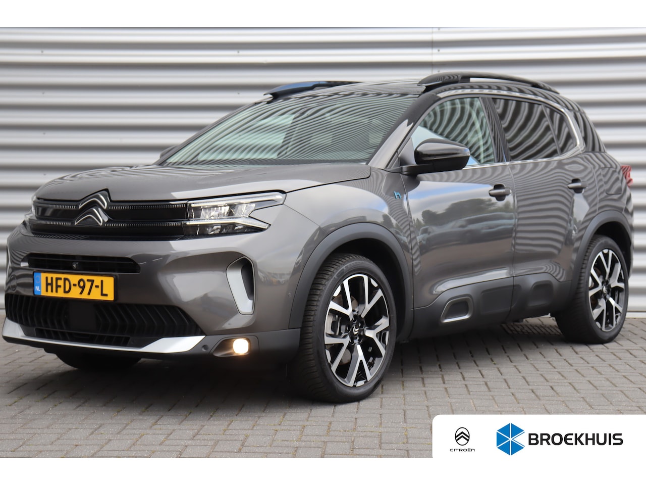 Citroën C5 Aircross - Citroën 1.6 PLUG-IN HYBRID 225PK SHINE AUTOMAAT / NAVI / LEDER / CLIMA / FULL-LED / PDC / - AutoWereld.nl