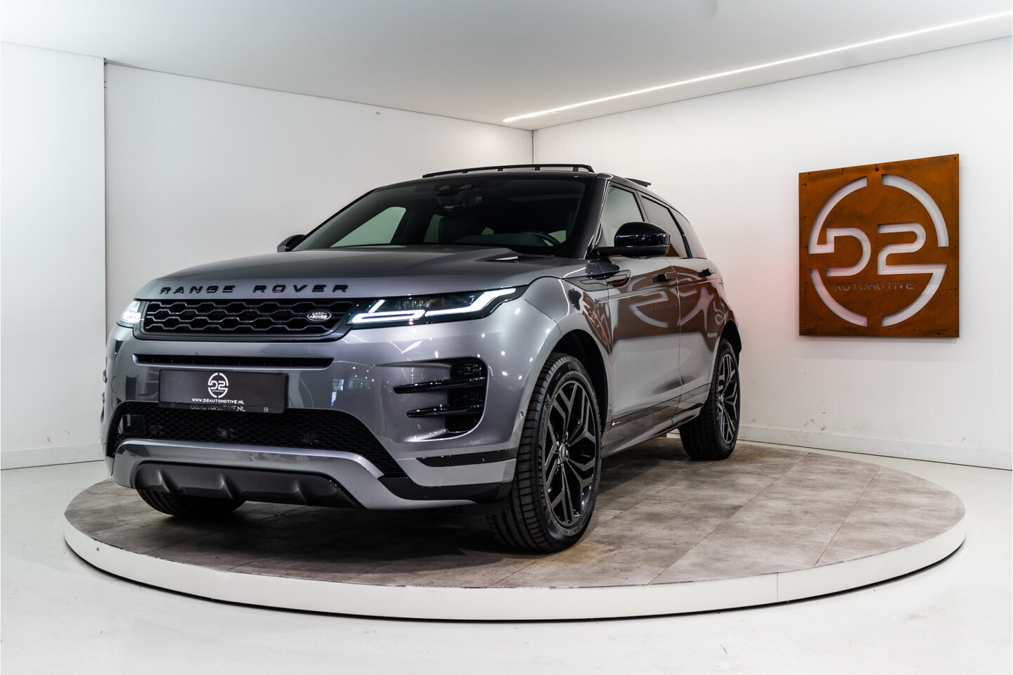 Land Rover Range Rover Evoque - P300e AWD R-Dynamic 300PK | Meridian | Memorystoelen | MATRIX | Pano | VOL! 12 MND Garanti - AutoWereld.nl