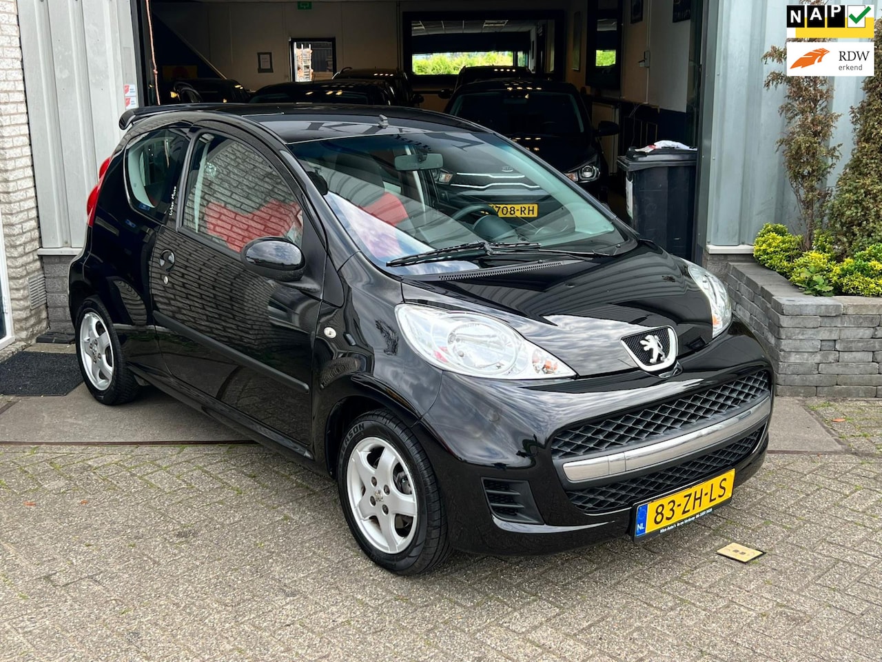 Peugeot 107 - 1.0-12V XS Urban Move| Automaat| Carplay| Airco - AutoWereld.nl
