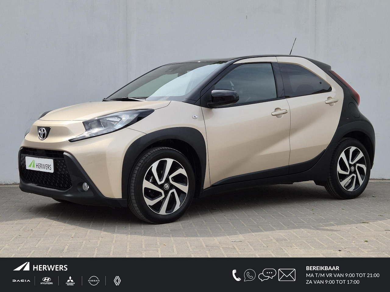 Toyota Aygo X - 1.0 VVT-i S-CVT Play Automaat / Navigatie via Apple Carplay of Android Auto / Airco / Adap - AutoWereld.nl