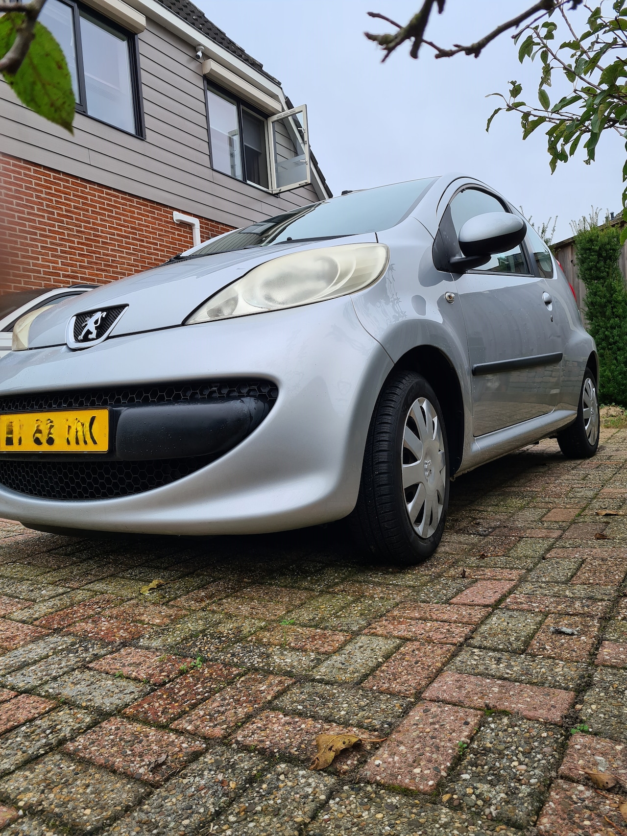 Peugeot 107 - 1.0-12V XS - AutoWereld.nl