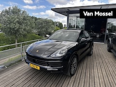Porsche Cayenne - 3.0 E-Hybrid | PASM LUCHTVERING | SPORTCHRONO| PANORAMA/SCHUIF-KANTELDAK | 18-WEG STOELEN