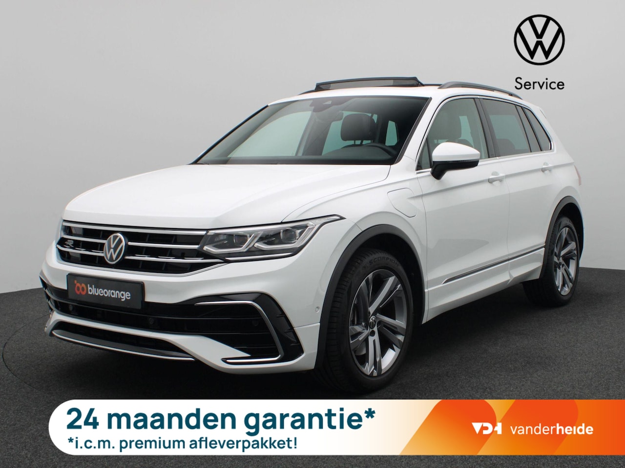 Volkswagen Tiguan - 1.4 TSI eHybrid R-Line Business 245PK DSG matrix led, panoramadak, achteruitrijcamera, stu - AutoWereld.nl