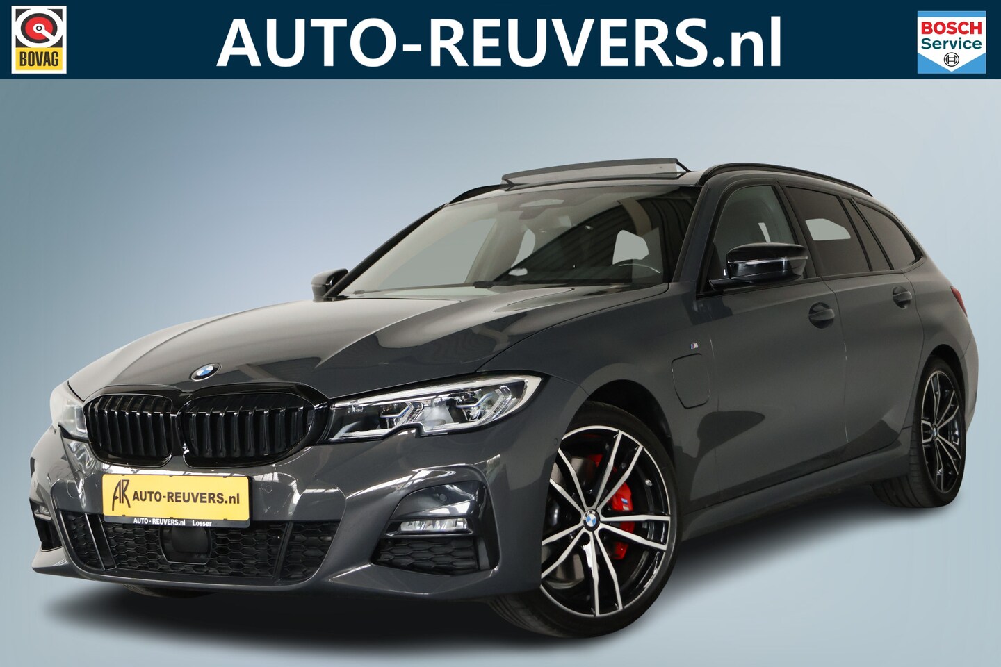 BMW 3-serie Touring - 330e M-Sport Pro Panorama / Opendak / Laser-LED / HUD / Pilot Assist - AutoWereld.nl