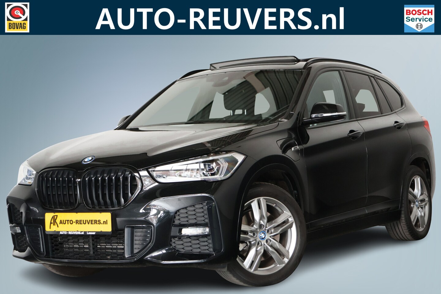 BMW X1 - xDrive25e M-Sport / Panorama / HUD / LED / Pilot Assist / CarPlay - AutoWereld.nl