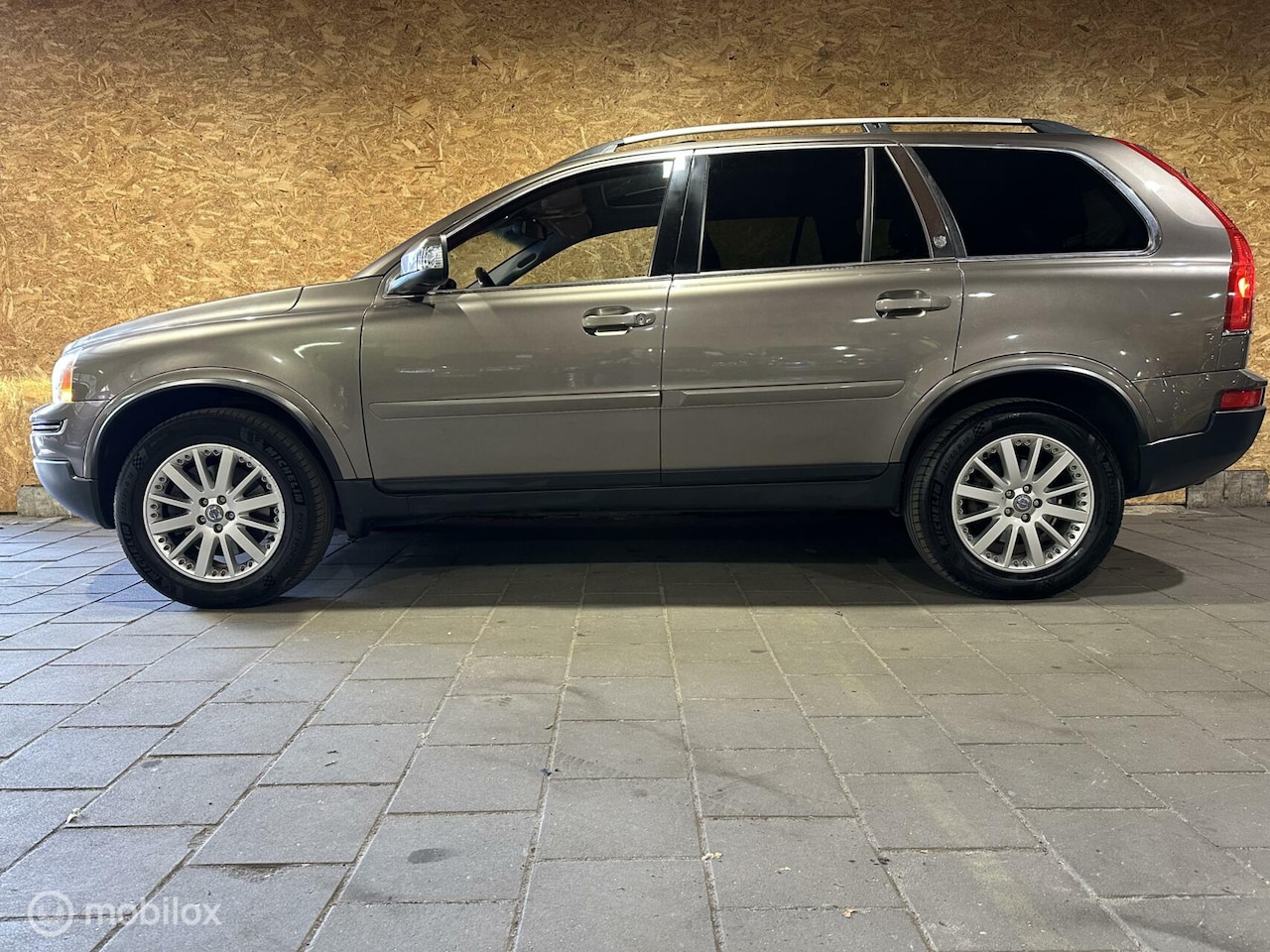 Volvo XC90 - 3.2 Executive - 7-persoons - schuifdak - AutoWereld.nl
