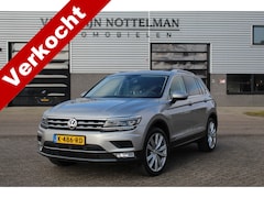 Volkswagen Tiguan - 2.0 TSI 4Motion Highline / Panoramadak / 360° Camera / Keyless
