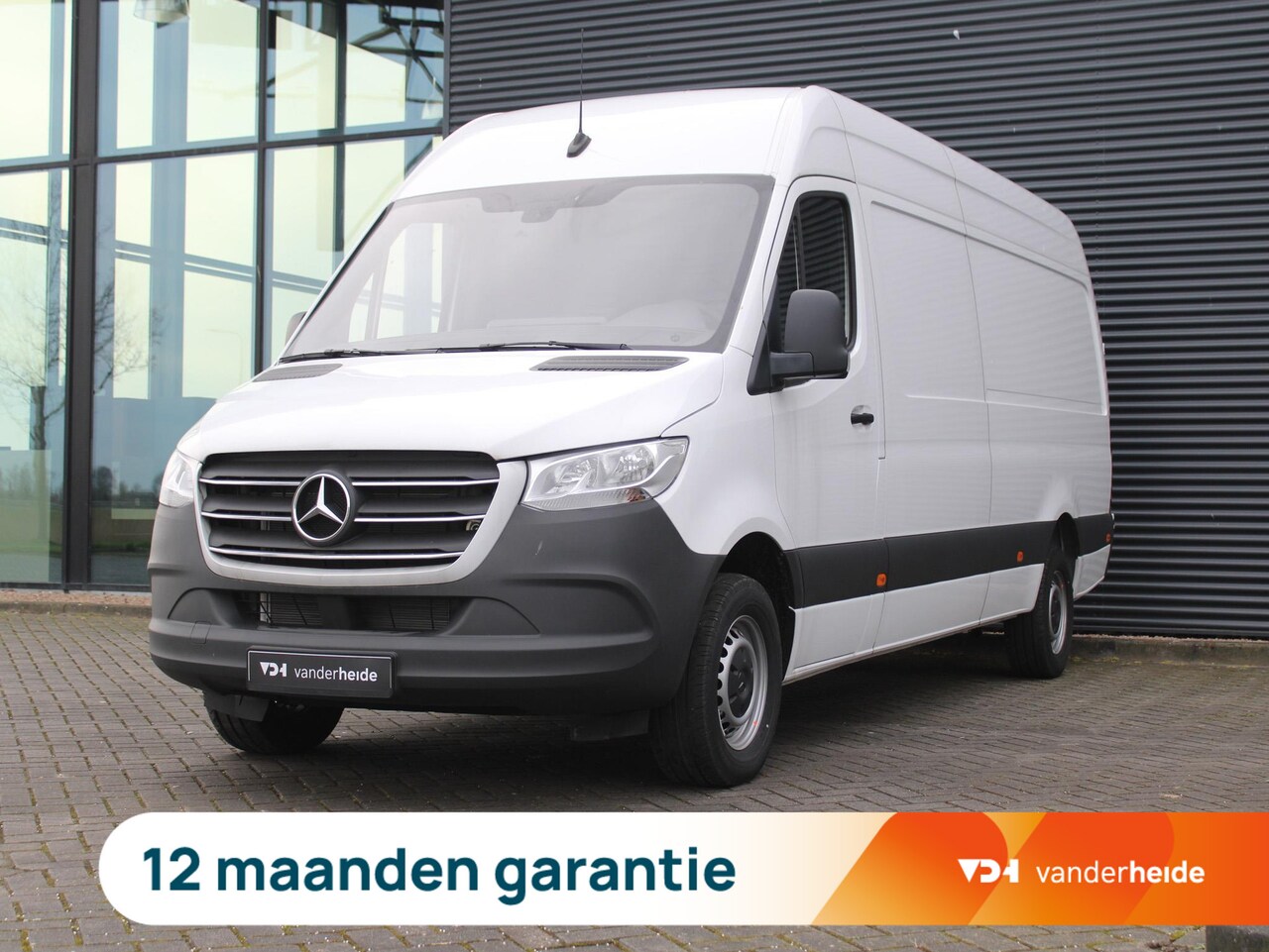 Mercedes-Benz Sprinter - 317 1.9 CDI L3H2 170PK AUT Trekhaak, achteruitrijcamera, navigatie, cruise control, bijrij - AutoWereld.nl