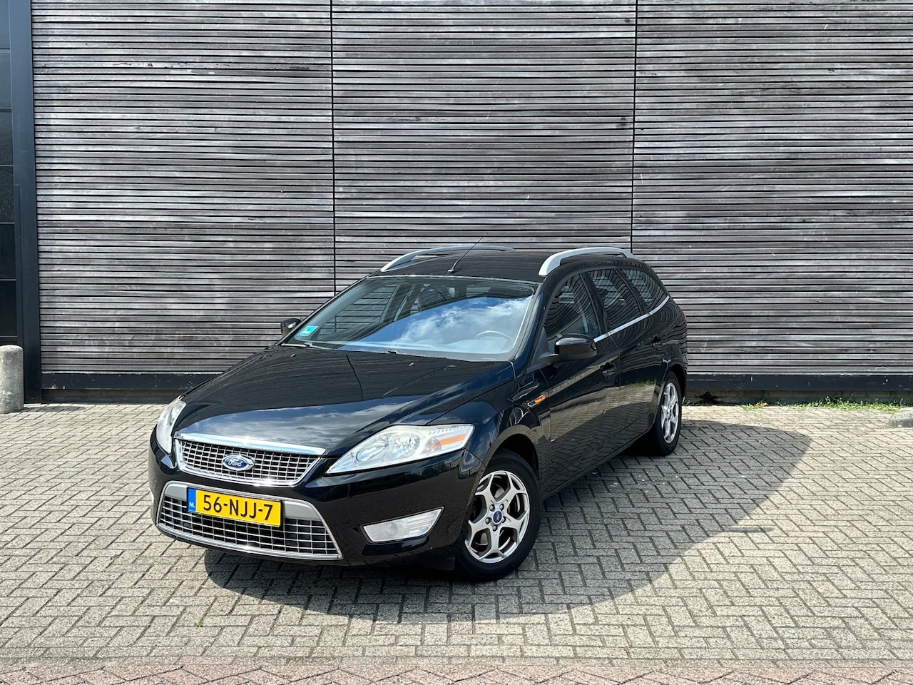 Ford Mondeo Wagon - 2.0-16V Limited Dealer onderhouden - AutoWereld.nl