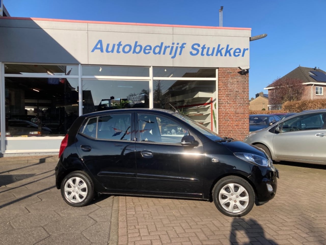Hyundai i10 - 1.2i Catcher Automaat , Airco  72.204 km 2011 - AutoWereld.nl