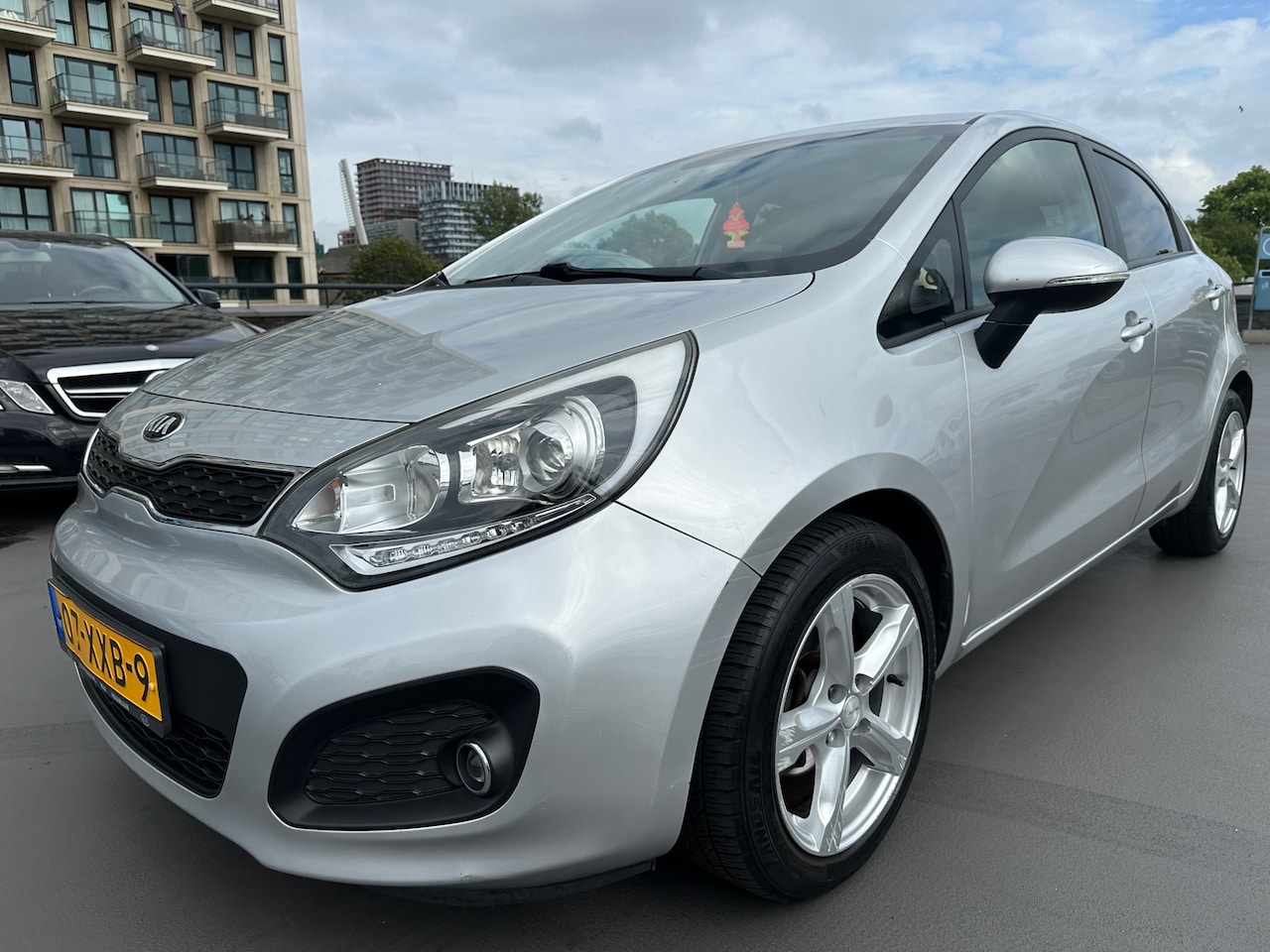 Kia Rio - 1.2 CVVT Super Pack Clima Cruise Keyless Push Start NAP - AutoWereld.nl