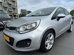 Kia Rio - 1.2 CVVT Super Pack Clima Cruise Keyless Push Start NAP