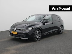 Volkswagen Golf - 1.5 eTSI Oranje Edition 116 PK Automaat | Navigatie | Apple Carplay draadloos | Android Au