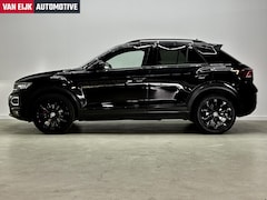 Volkswagen T-Roc - 1.5i Sport Black Style / Carpl. / Nav / Virt / Led