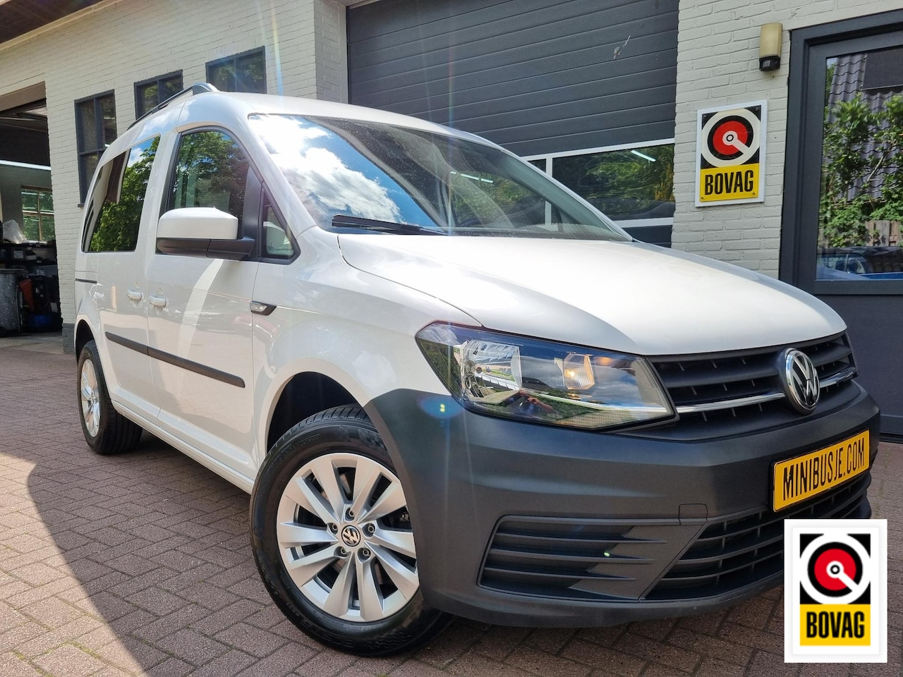 Volkswagen Caddy - 1.4 TSI DSG-Aut. 130 pk. AIRCO / CRUISE / PDC / LM VELGEN - AutoWereld.nl