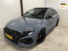 Audi RS3 - 2.5 TFSI Quattro 2022 KERAMISCH/MASSAGE/PANO/B&O/AMBIENT/KEYLESS/MATRIX/NIEUWSTAAT