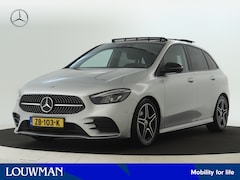 Mercedes-Benz B-klasse - 180 AMG Nightpakket | Trekhaak | Panoramadak | Stoelverwarming | Augmented Reality | Apple