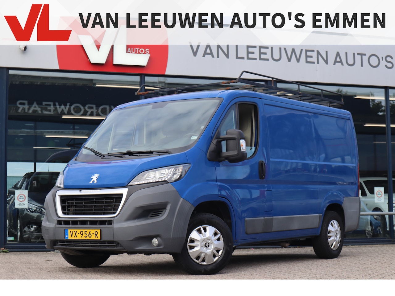 Peugeot Boxer - 330 2.2 HDI L1H1 XR | Nieuwe APK |  Airco | Navigatie | Trekhaak | PDC | - AutoWereld.nl