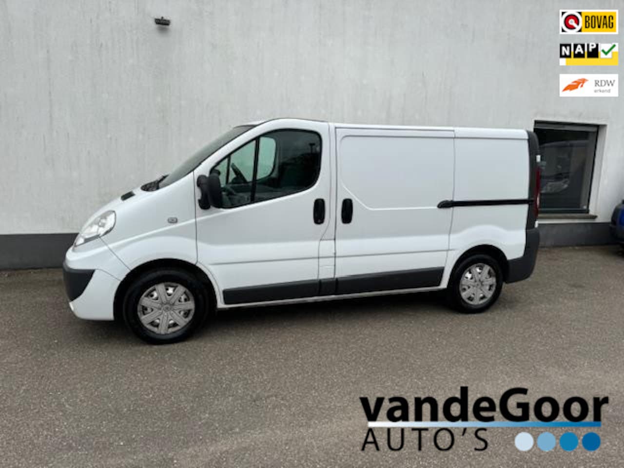 Renault Trafic - 2.0 dCi T29 L1H2 2.0 dCi T29 L1H2, '10, 285000 km, marge-auto in een keurige staat ! - AutoWereld.nl
