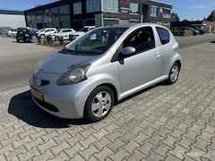 Toyota Aygo - 1.0-12V Sport