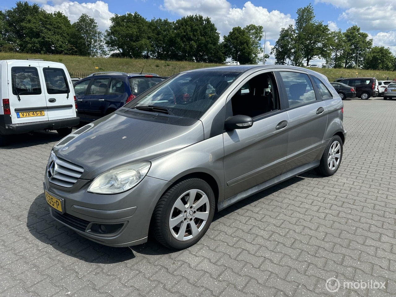 Mercedes-Benz B-klasse - 170 versnellingsbak maakt geluid - AutoWereld.nl
