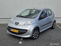 Peugeot 107 - 1.0-12V XR Nieuwe APK 124DKM