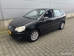Volkswagen Polo - 1.4-16V Sportline/CRUISE/LM VELGEN/ AIRCO / NETTE AUTO ELECTRISCH PAKKET