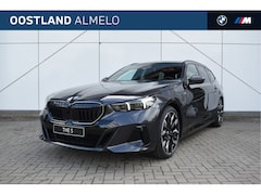 BMW 5-serie Touring - 530e M Sport Automaat / Trekhaak / Adaptieve LED / Stoelventilatie / Comfort Access / Park