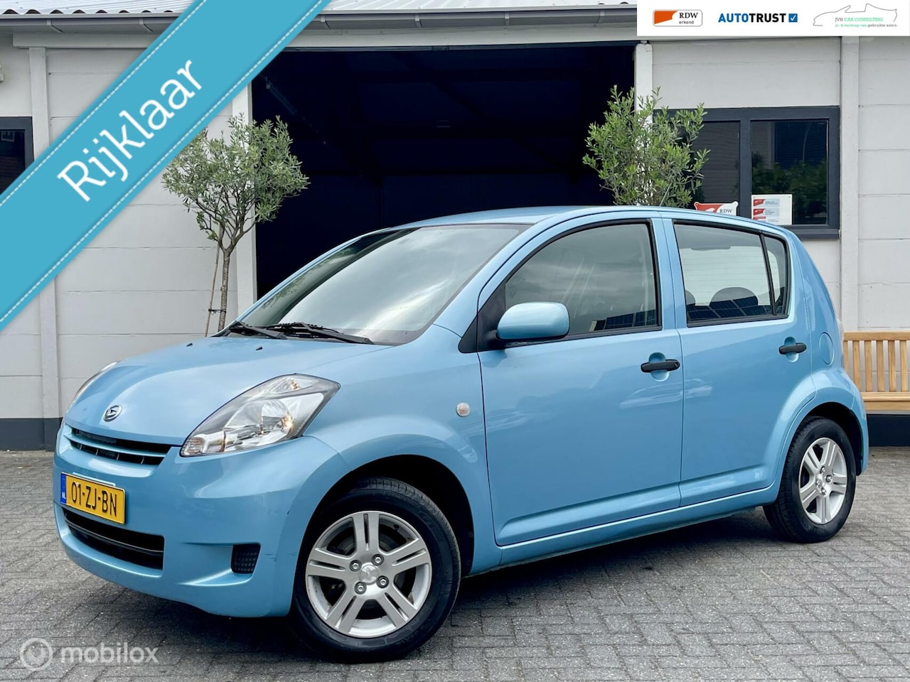 Daihatsu Sirion 2 - 1.3-16V Comfort AUTOMAAT|RIJKLAAR|NWE APK! - AutoWereld.nl
