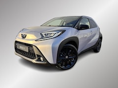 Toyota Aygo X - 1.0 VVT-i MT JBL, Apple carplay, Android auto, Stoelverwarming