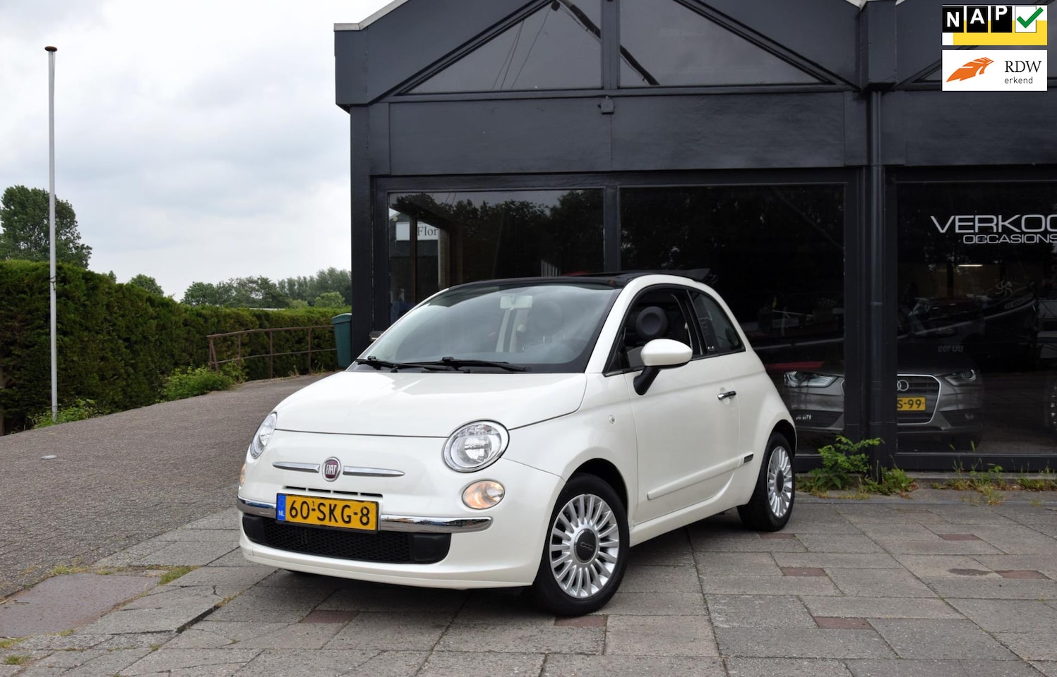 Fiat 500 C - WinAir Lounge Automaat Carplay Navigatie - AutoWereld.nl
