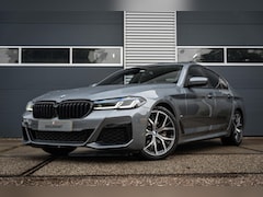BMW 5-serie - 520i M Sport |Schuifdak |Leder |Head-up |Laser LED |Trekhaak