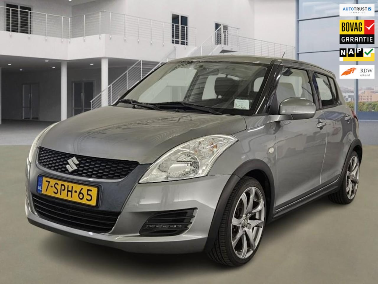 Suzuki Swift - 1.2 Bandit EASSS 1e Eig. 33.100 km +NAP NL - AutoWereld.nl