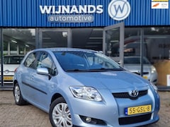 Toyota Auris - 1.6-16V Sol Business Clima Schermpje Parksensoren