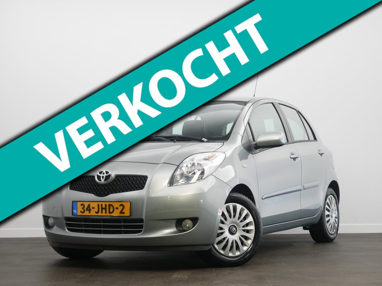 Toyota Yaris - 1.3 VVTi Terra 5-Deurs/Clima/Isofix - AutoWereld.nl