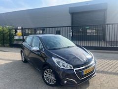 Peugeot 208 - Gereserveerd