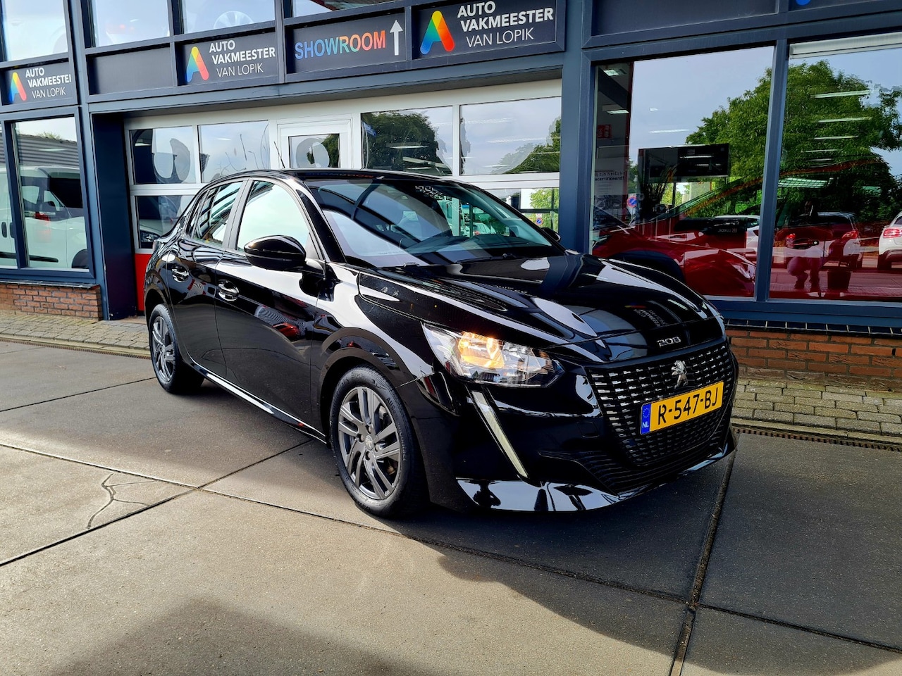 Peugeot 208 - 1.2 100pk Active Pack All-in prijs + 12 Mnd garantie! - AutoWereld.nl