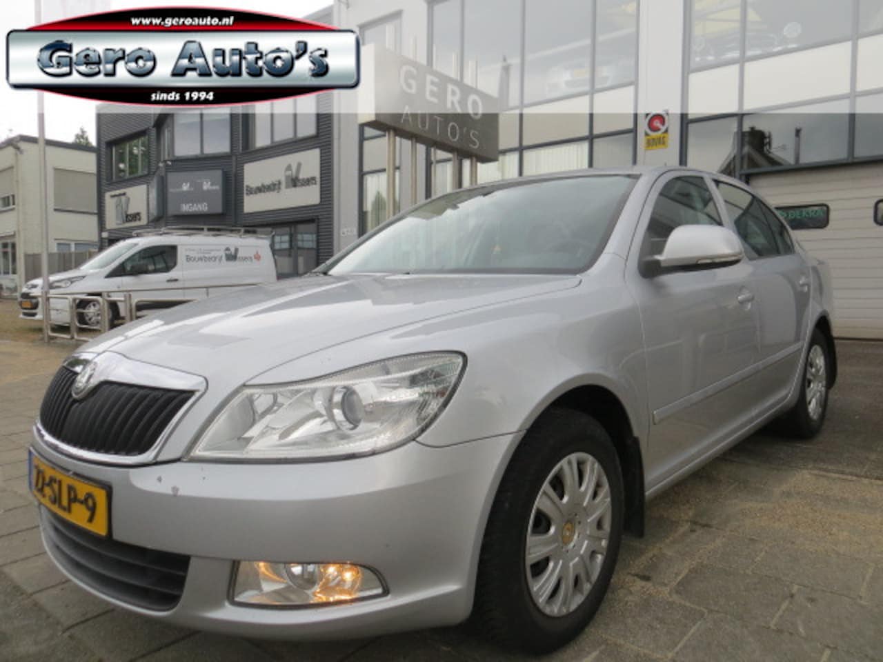 Skoda Octavia - 1.2 TSI Ambition 5 deurs hatcback nl auto ,airco ,cruise control,trekhaak - AutoWereld.nl