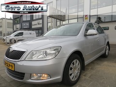 Skoda Octavia - 1.2 TSI Ambition 5 deurs hatcback nl auto , airco , cruise control, trekhaak