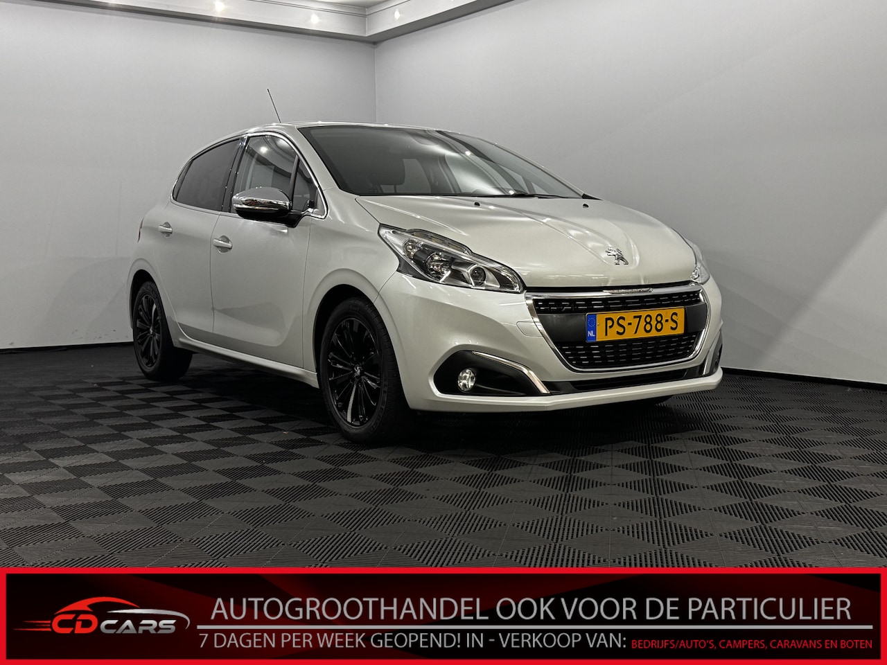 Peugeot 208 - 1.2 PureTech Allure Clima, Camera, Apple carplay, Cruise control, Lichtmetalen velgen - AutoWereld.nl