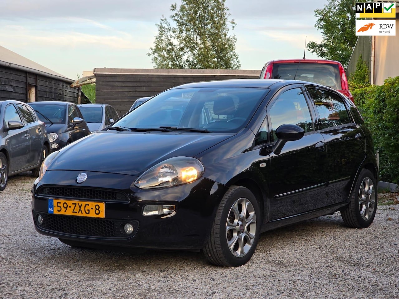 Fiat Punto Evo - 0.9 TwinAir Lounge Clima/Cruise/Blue&Me - AutoWereld.nl