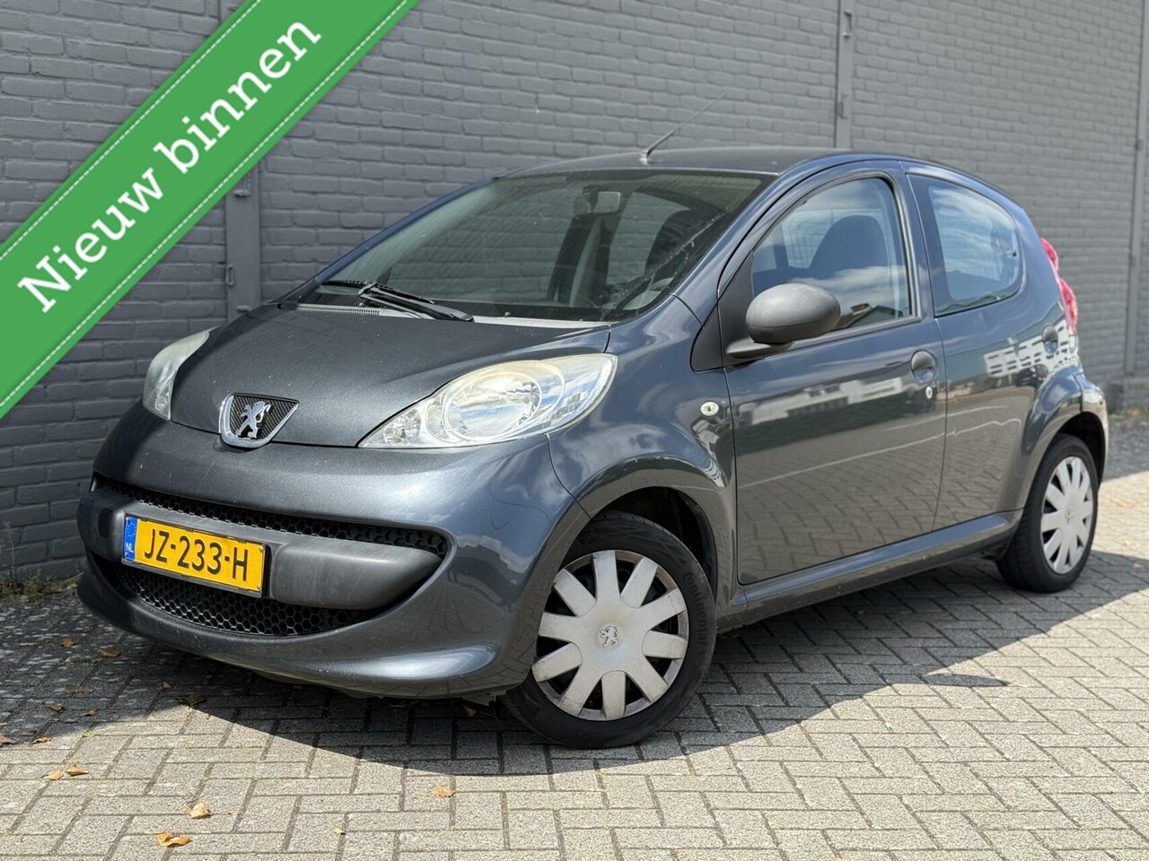 Peugeot 107 - 1.0-12V XR 1.0-12V XR - AutoWereld.nl