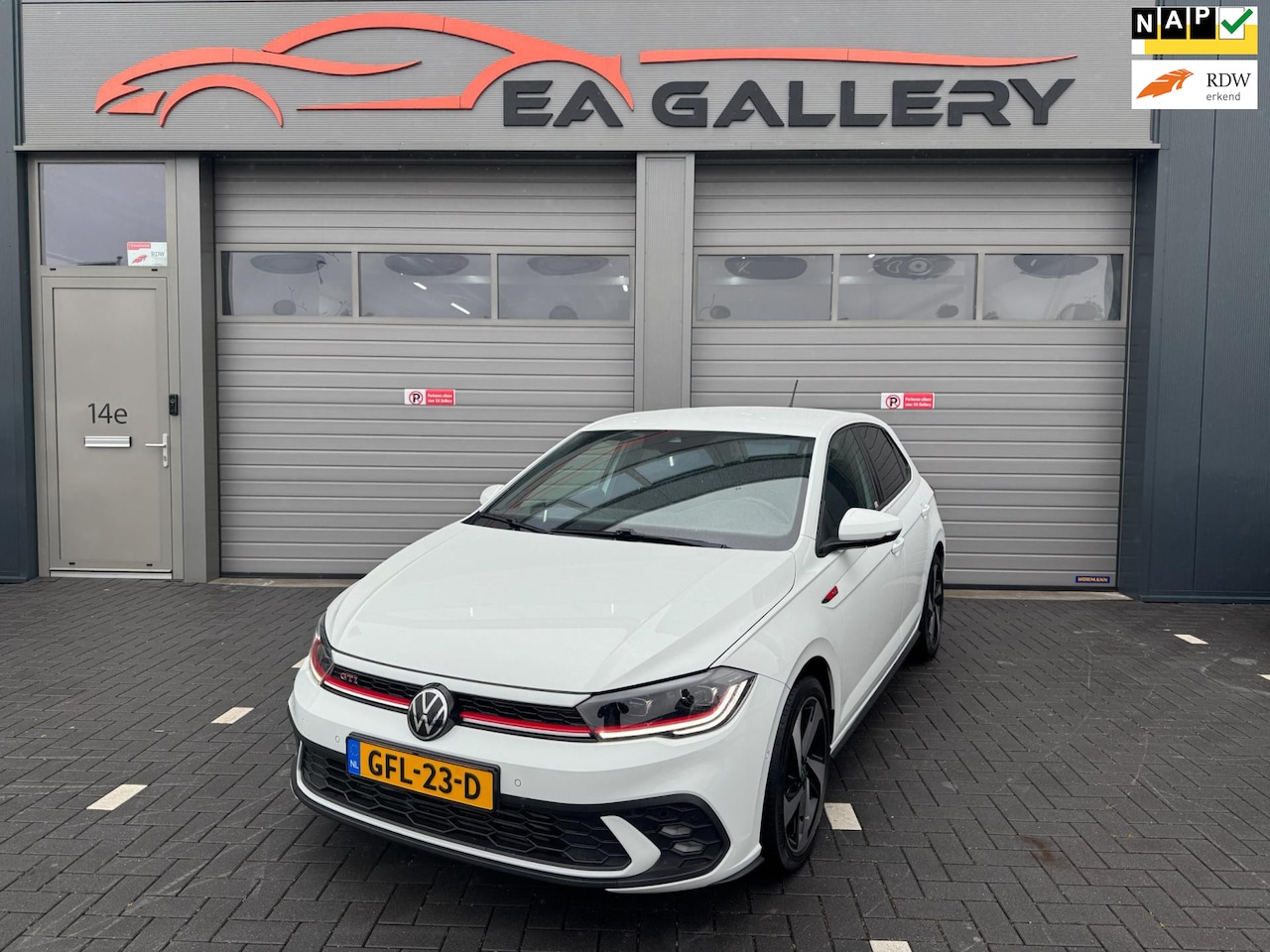 Volkswagen Polo - 2.0 TSI GTI Virtual Lane ACC NAV - AutoWereld.nl