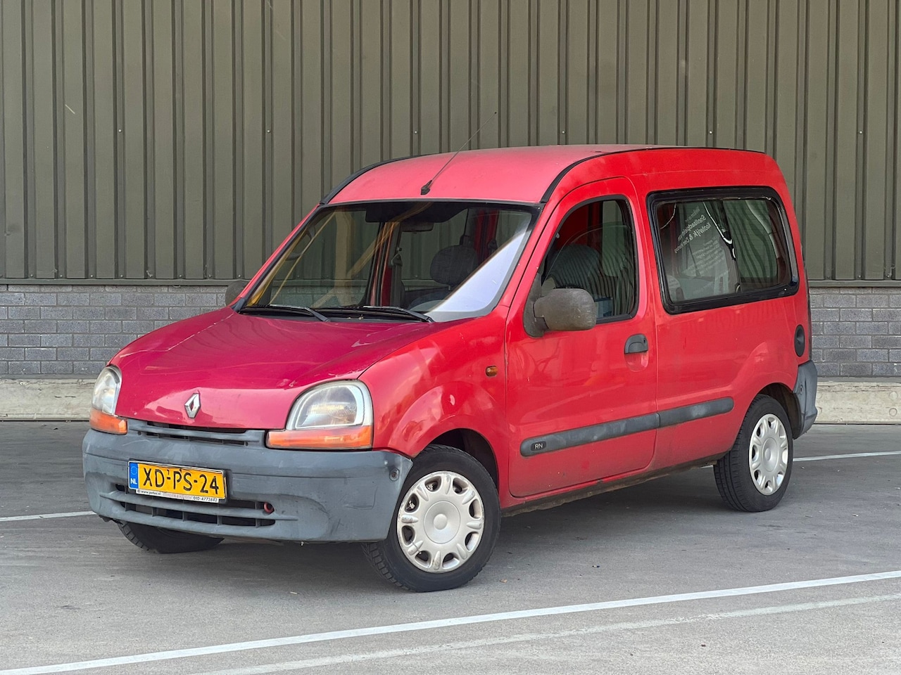 Renault Kangoo - 1.4 Benzine RT - AutoWereld.nl