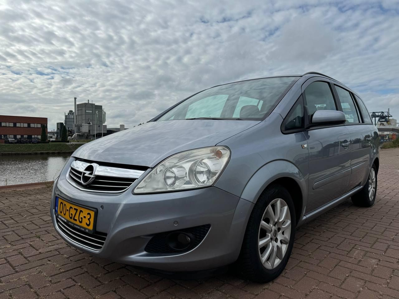 Opel Zafira - 1.8 /7 Persoons/Airco/Cruise/PDC V+A/Nieuwe APK - AutoWereld.nl
