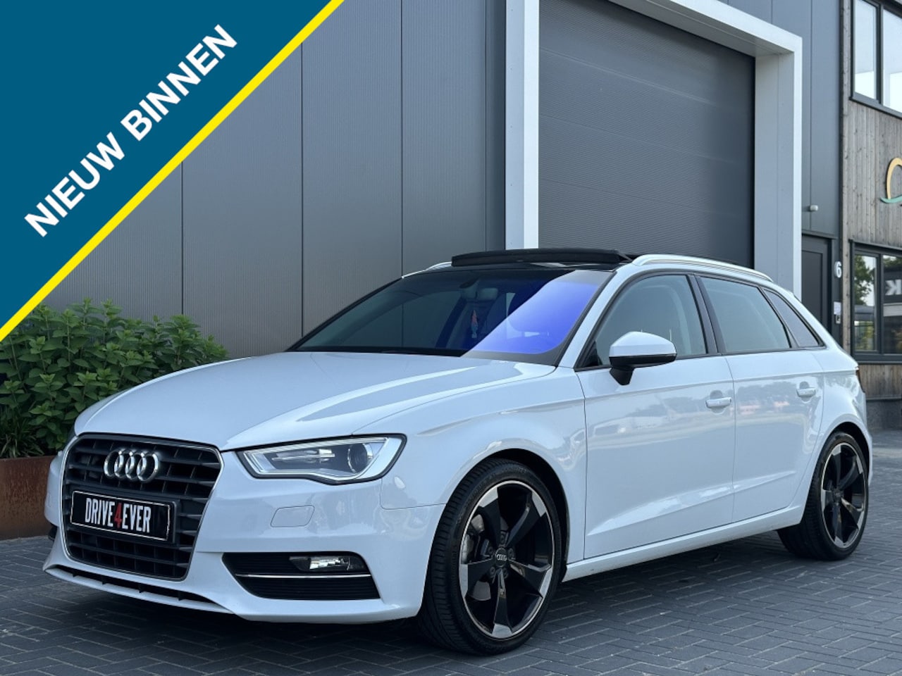 Audi A3 Sportback - 1.4 TFSI Ambit. PL S 2015 PANO NAVI PDC SPORTVELGEN ELEK PAKKET - AutoWereld.nl