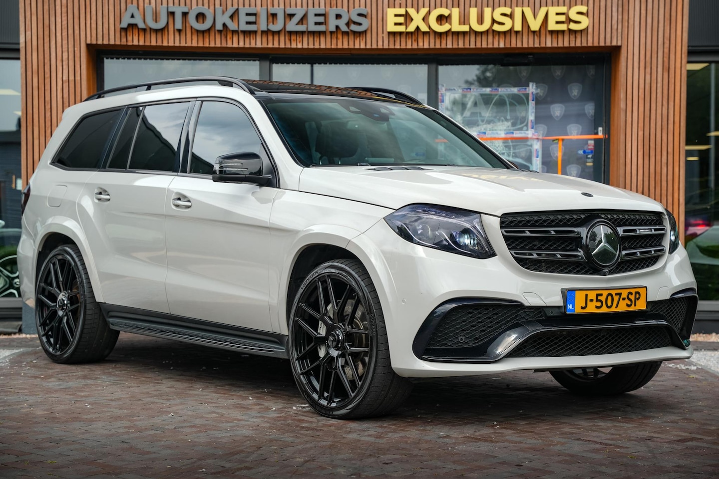 Mercedes-Benz GLS - AMG 63 4MATIC Panodak Carbon Harman Kardon 360 Camera Stoelvent. - AutoWereld.nl