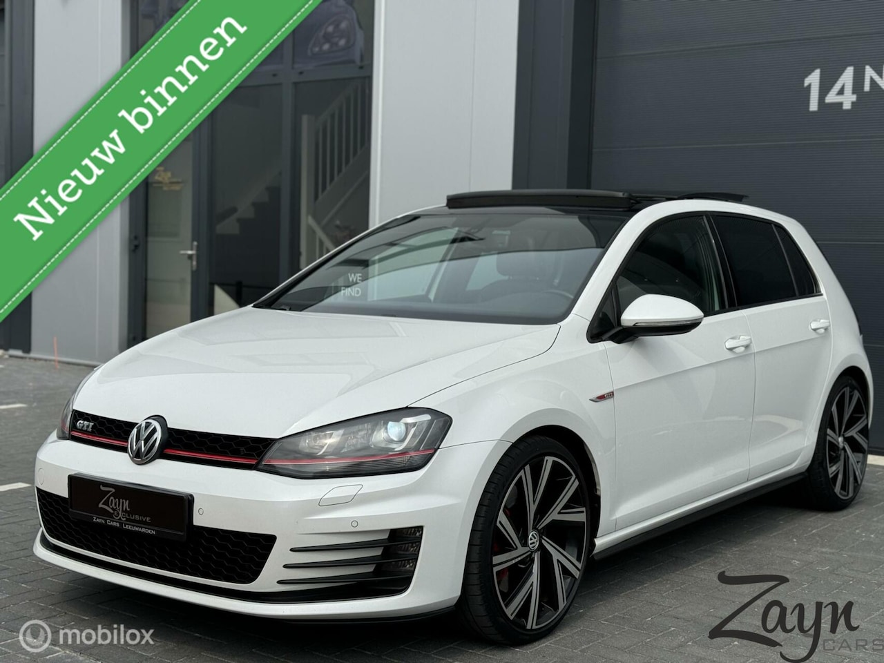 Volkswagen Golf - 2.0 TSI GTI Performance | DSG | PANO | LEDER - AutoWereld.nl