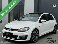 Volkswagen Golf - 2.0 TSI GTI Performance | DSG | PANO | LEDER