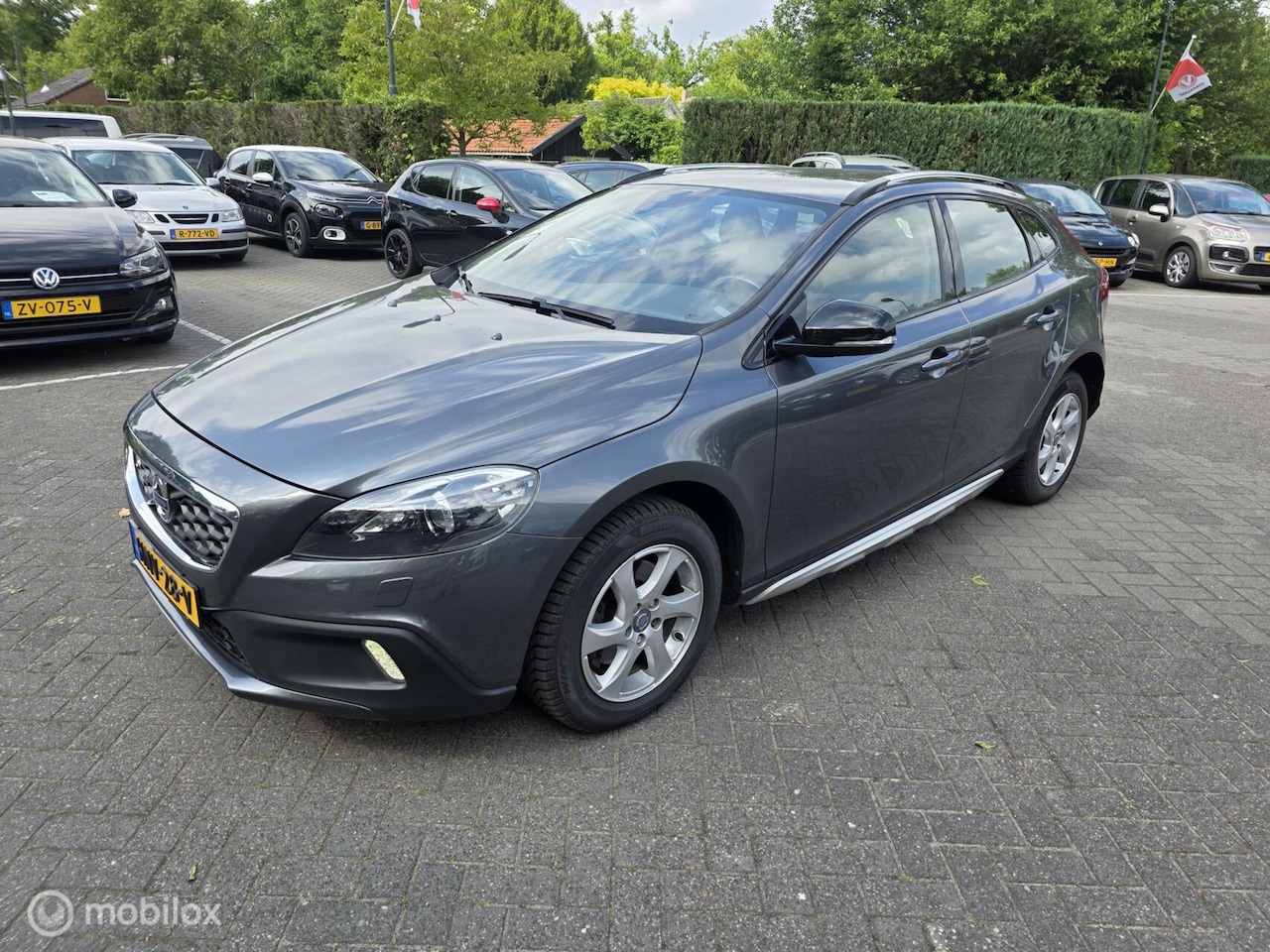 Volvo V40 Cross Country - 1.6 T4 Summum 1.6 T4 Summum - AutoWereld.nl